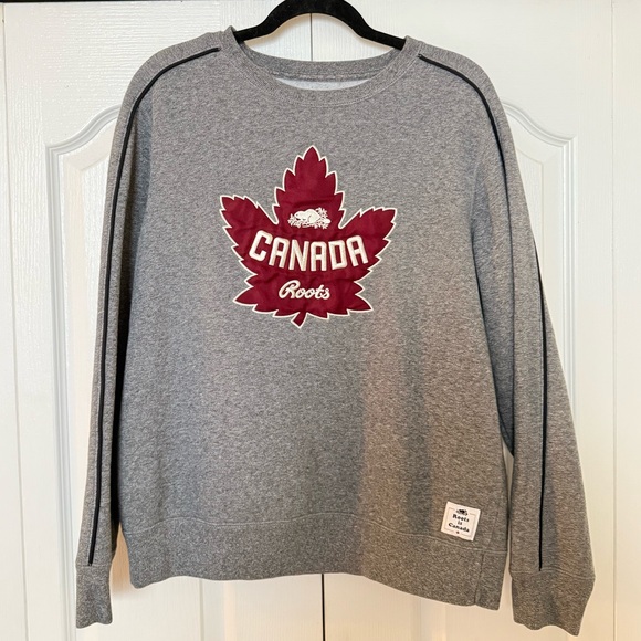 Roots Gray Crewneck Sweater with Red Canada Leaf - Picture 1 of 3